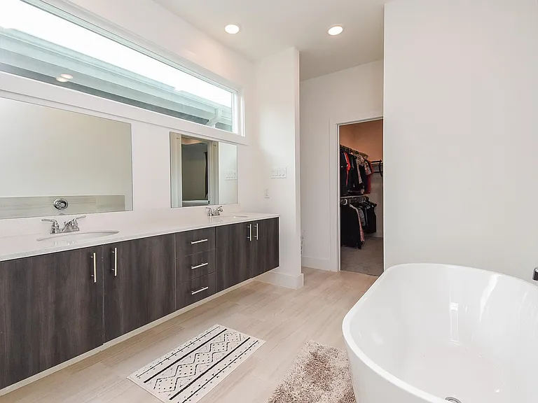 9625 Habitat St — Photo 22