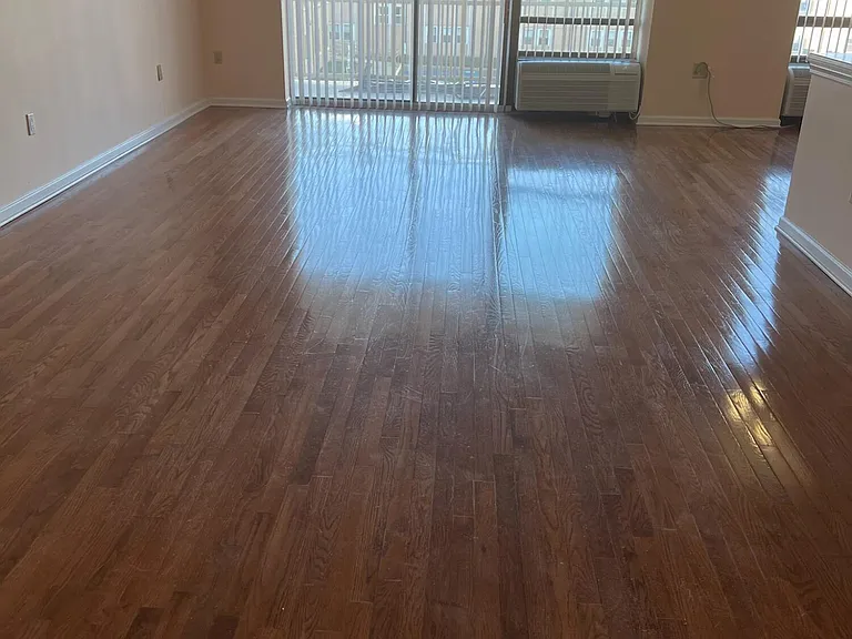787 Ocean Ave #314 — Photo 12