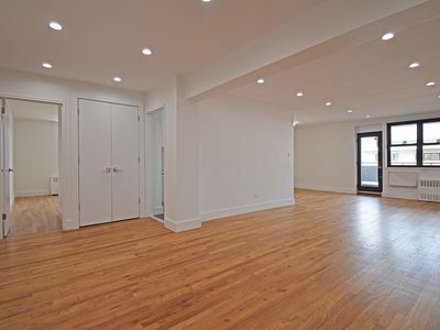 3855 Shore Pkwy APT 2J, Brooklyn, NY, 11235