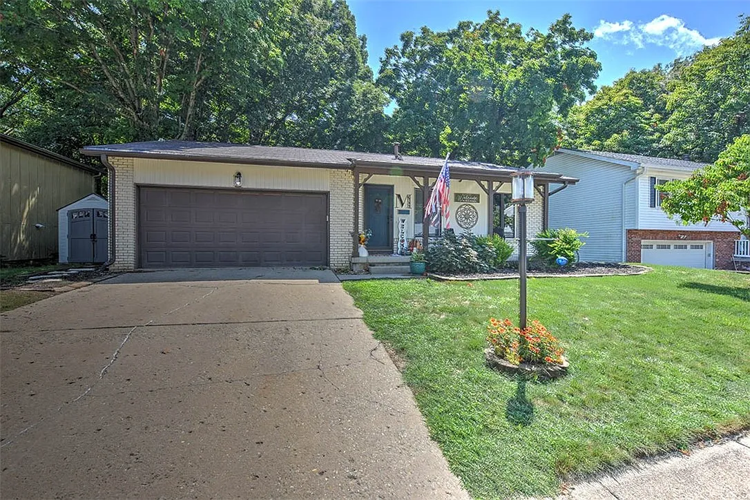 332 Hackberry Pl photo 1