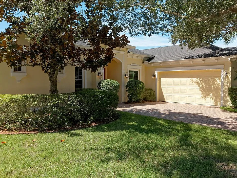 3894 Safflower Ter