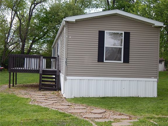 4th image of 161 Rolling Valley Ln