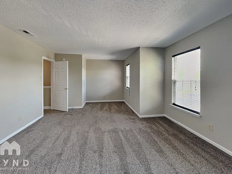 12632 Endurance Dr — Photo 8