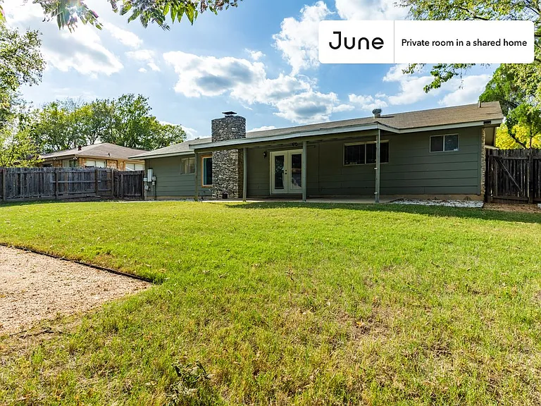 9803 Chukar Cir #B — Photo 22