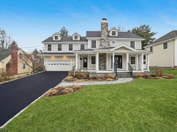 6 Colony Drive, North Caldwell Boro, NJ 07006