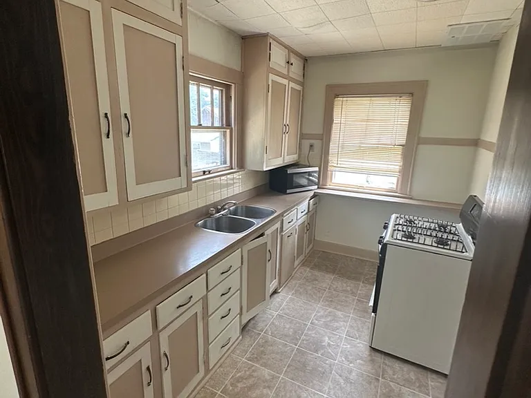 508 N Prow Ave #A — Photo 7
