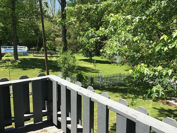2nd image of 4430 W Lakeshore Dr