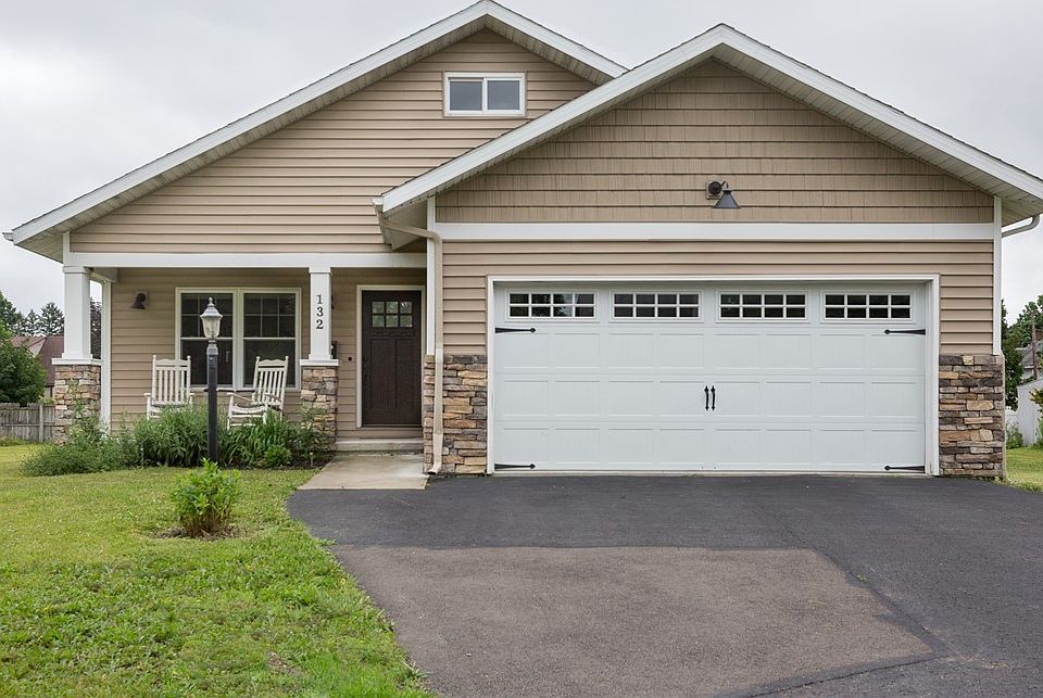 1st image of 132 W McCanns Blvd