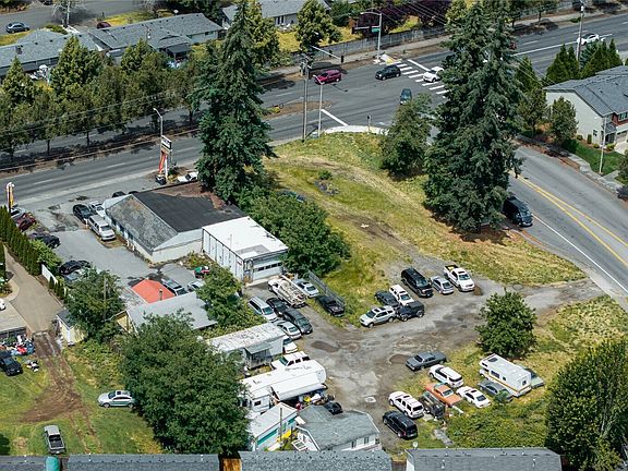 3rd image of 3708 NE 86th Avenue
