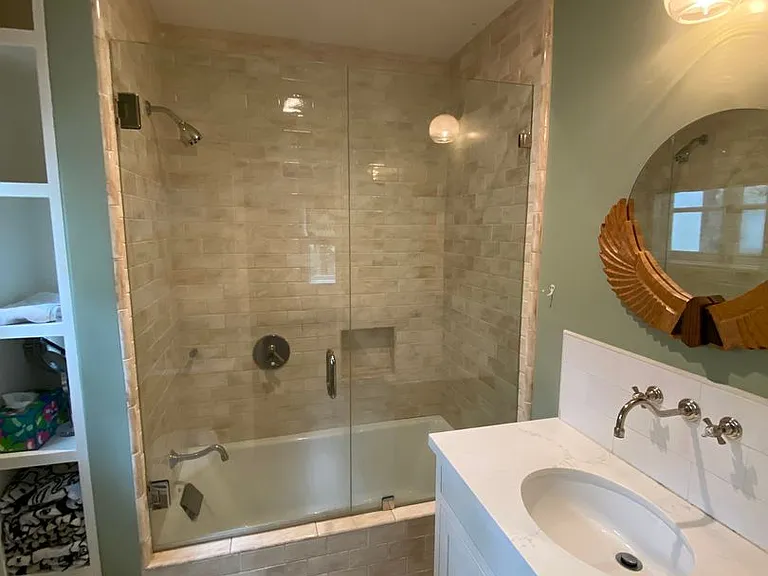 112 E Summer St — Photo 12