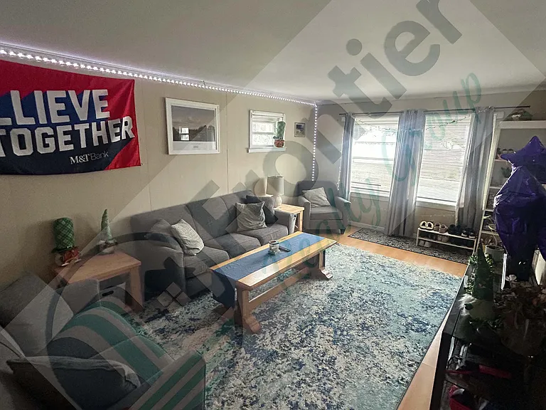 4031 Bell St — Photo 3