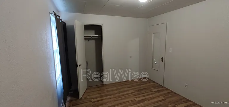 355 W Selmar Ct — Photo 9
