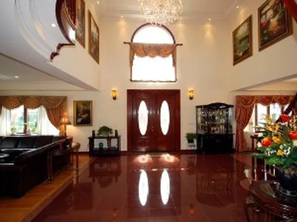 34-03 255th Street image 1 of 8