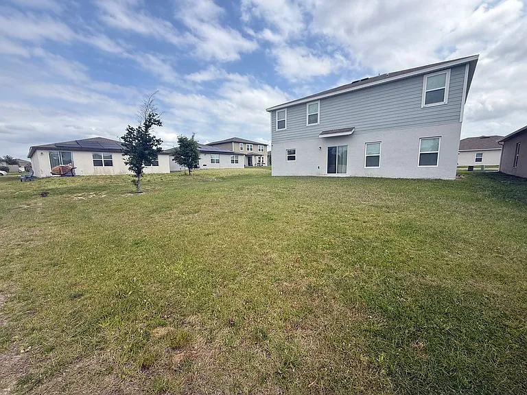 1169 Catskill Dr — Photo 15