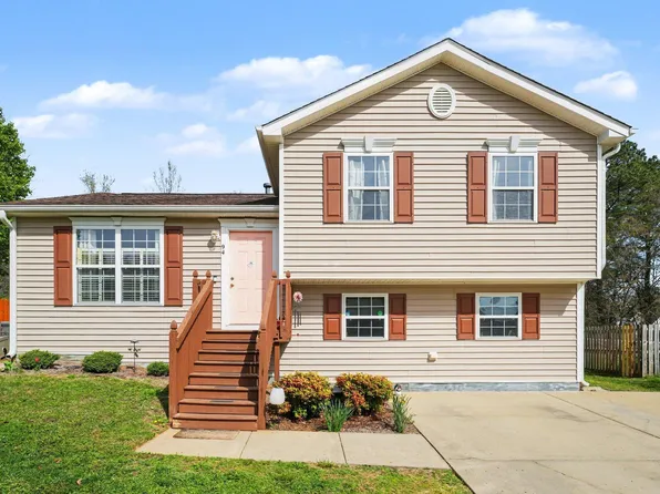 94 Silverstone Dr, Pittsboro, NC 27312