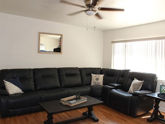4th image of 423 Sabino Dr