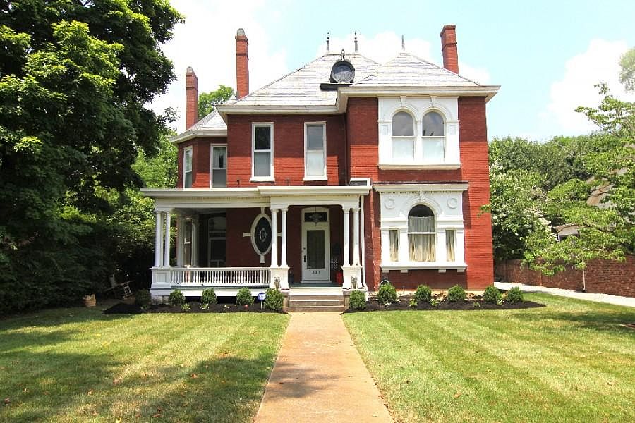 1st image of 331 E Main St