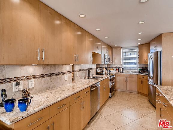 5th image of 4314 Marina City Dr Unit 1030