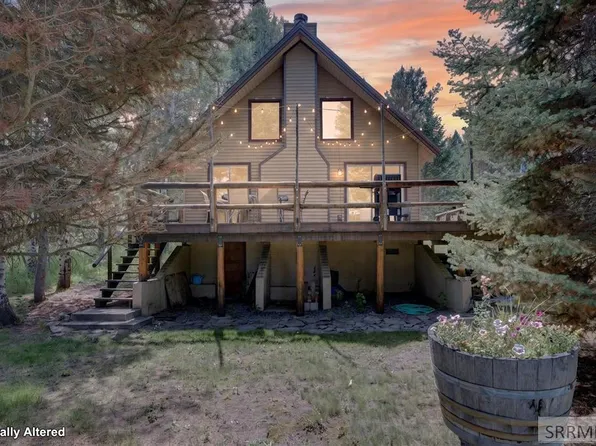 4786 Balsam St, Island Park, ID 83429