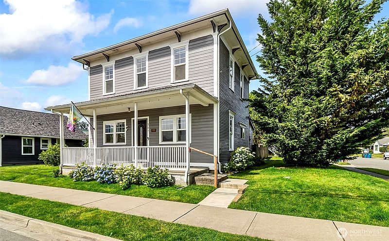 2nd image of 307 3rd Street