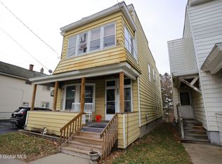 1481 3rd St, Rensselaer, NY 12144