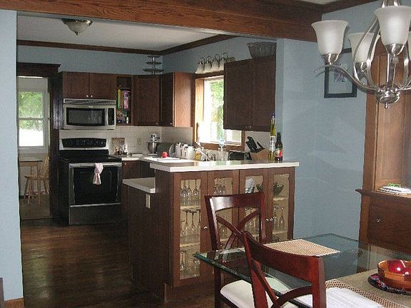 Spacious Open Kitchen