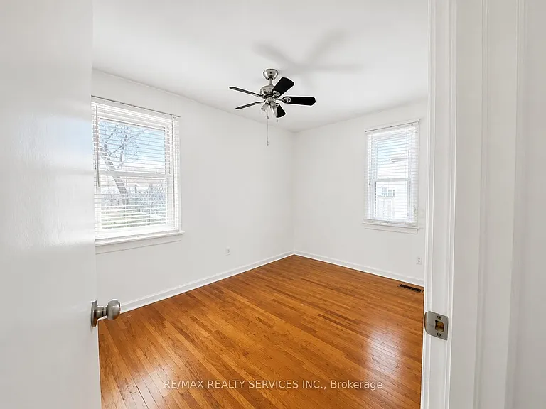 245 Haddon Ave S — Photo 4