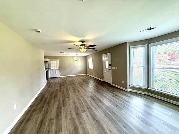 5th image of 2618 Mashburn Rd
