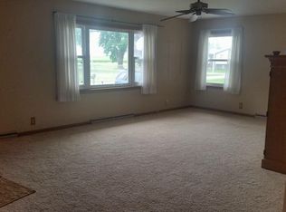 114 S Garfield St, Ransom, IL 60470