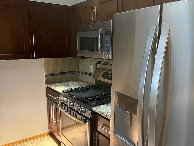 6471 Jonathan Ct — Photo 12