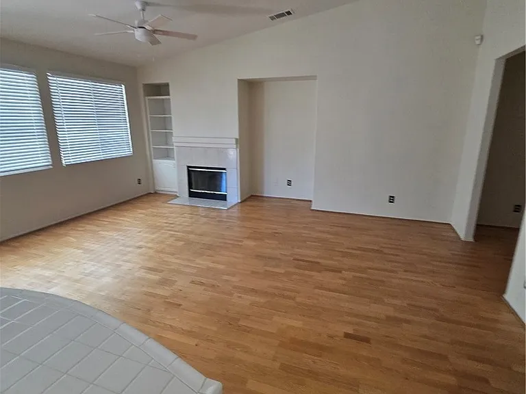 41089 Robards Way — Photo 8