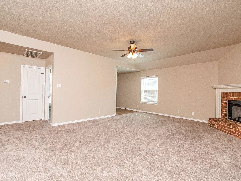 2705 Uvero Alto Dr — Photo 4