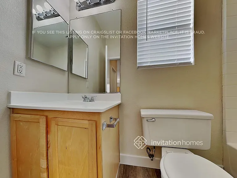 8068 Sweet Clover Ct — Photo 21