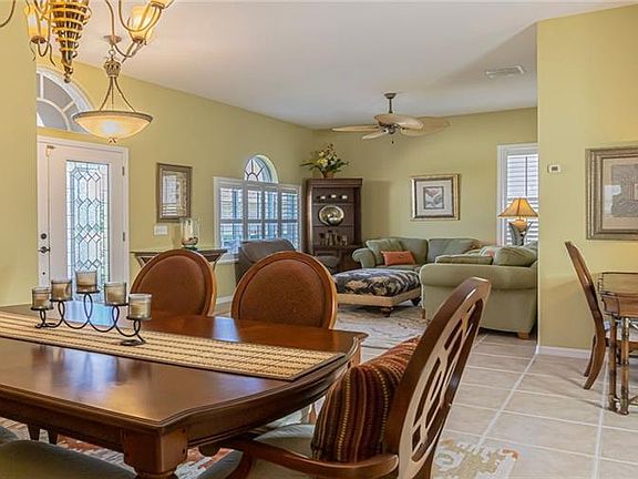 4th image of 23544 Abercorn Ln