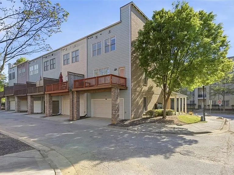 740 Liberty Commons Dr NW #1101 — Photo 7