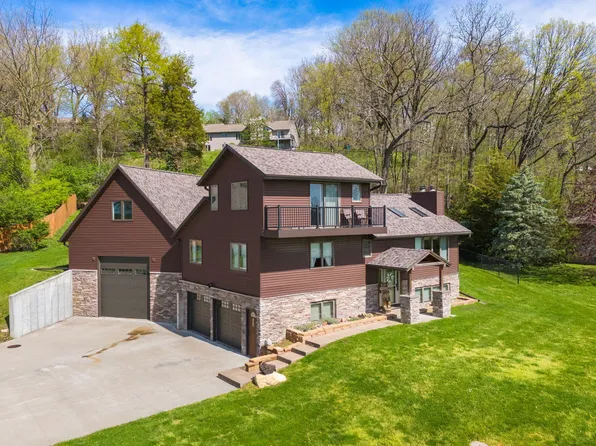 1313 Highway 22 E, Muscatine, IA 52761