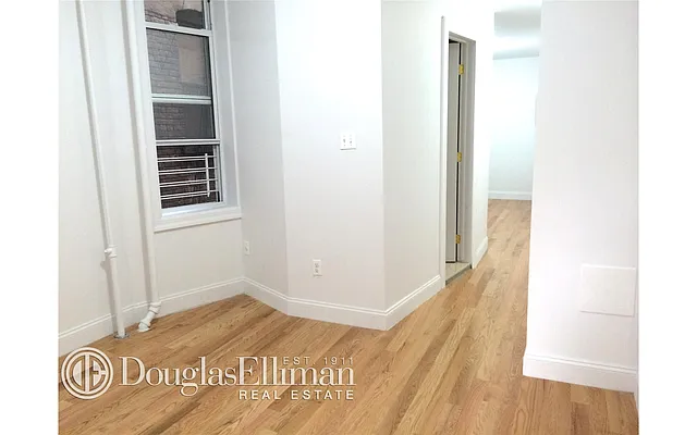 Rented by Douglas Elliman | media 24