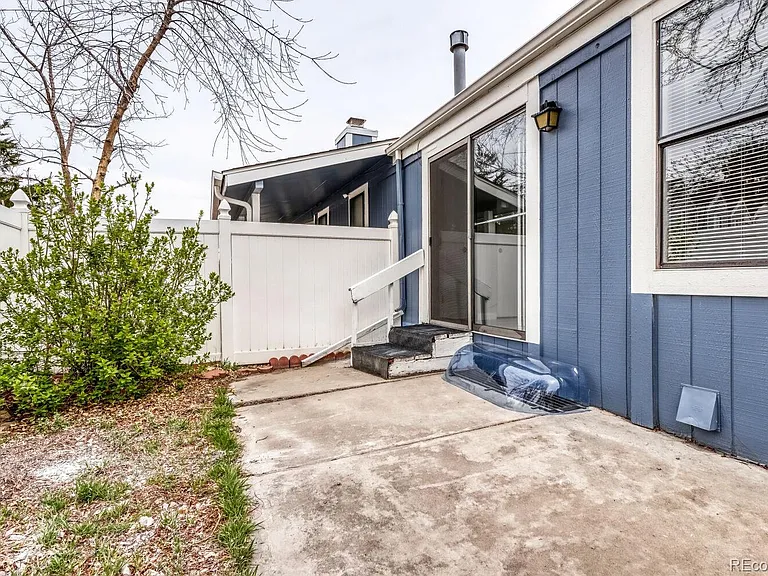 11962 E Maple Ave — Photo 29