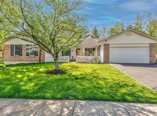 14990 Country Ridge Dr, Chesterfield, MO 63017