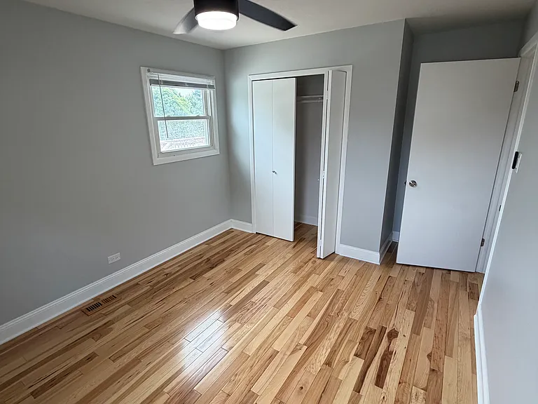 15221 Ridgeland Ave — Photo 4