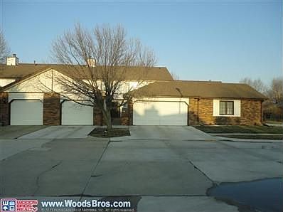 2nd image of 2928 Londonshire Ct