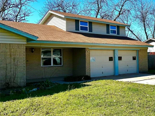 725 Meadowlark Cir, Crowley, TX 76036