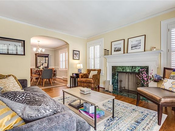 4th image of 409 Westover Ter
