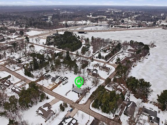 5th image of 1915 SCHOOL STREET