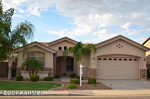 1st image of 1332 E Jade Dr