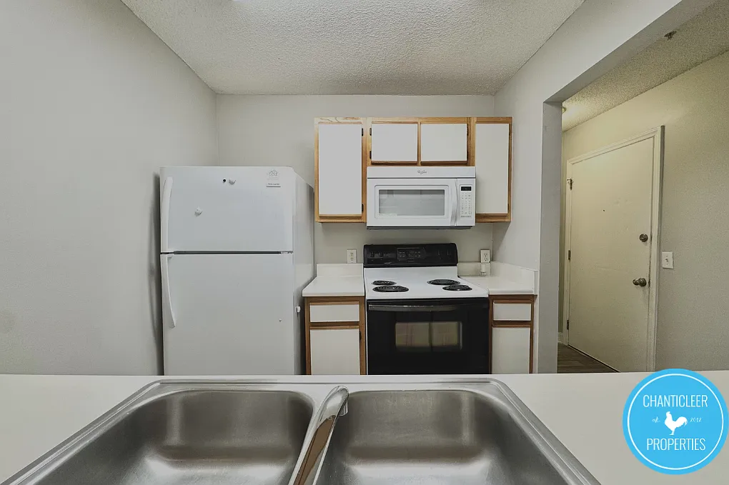 303 Smith Level Road - C31 — Photo 4