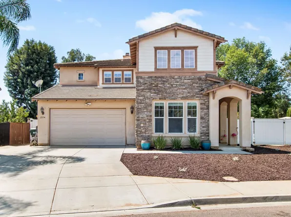 2334 Citron Pl, Escondido, CA 92027