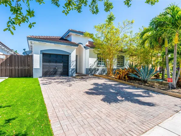 10247 SW 227th Ln, Miami, FL 33190