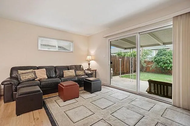 1806 Colette St — Photo 14