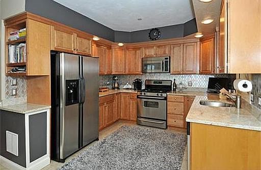 3rd image of 199 South St Unit B